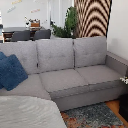 Marys Coastal Retreat مِلتاونمالبايْ